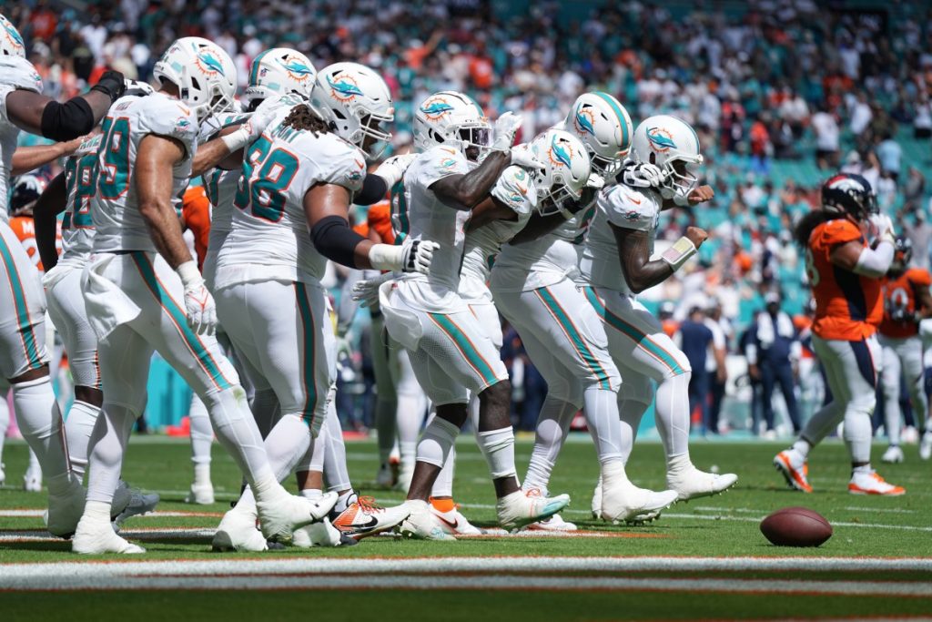 The Miami Dolphins Logo: Symbolism, History, and ImpactImage7